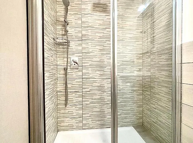 Colosseum Guest house